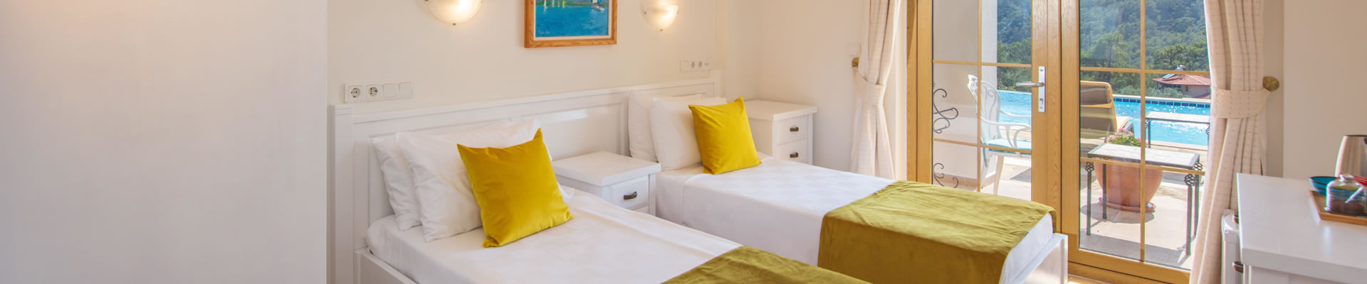 Linden Room – Pool Floor