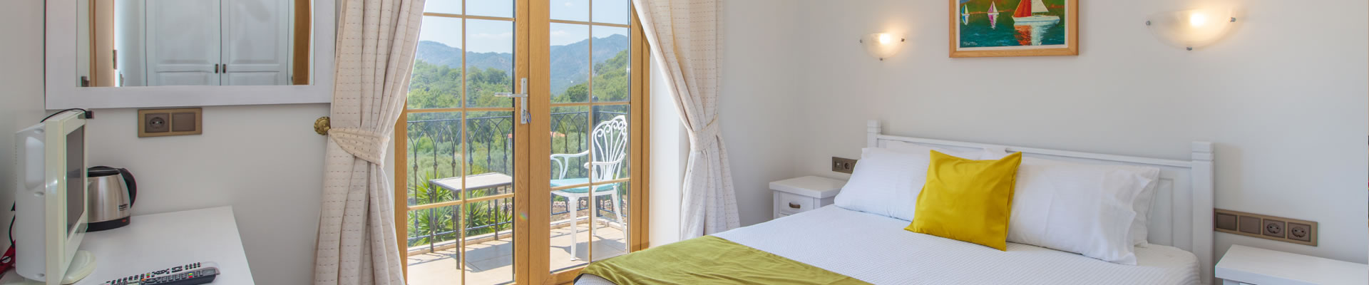 Mint Room – Upper Floor